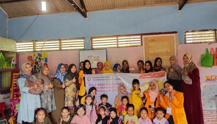 PGPAUD Universitas Jambi adakan Sosialisasi tentang Pola Asuh Demokratis dan  Kepercayaan Diri Anak