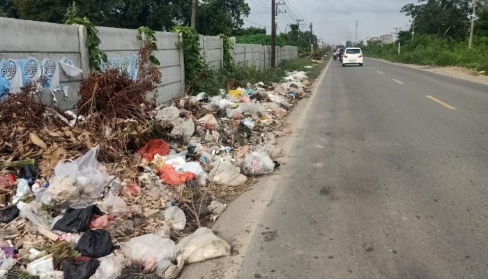 Permasalahan Sampah di Sepanjang Jalan Menuju Aurduri 1 Tak Kunjung Terselesaikan