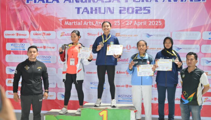 Personel Bidpropam Poldasu Berhasil Bawa Tim Pyonix Karate Club Raih Juara 2 Umum di BISMA Open Karate Championship