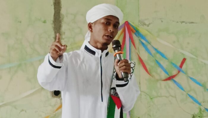 Fenomena Gen Z di Ujung Barat Indonesia: Ustadz Muchtar Andhika, Imam Besar Masjid 17 Tahun di Sabang
